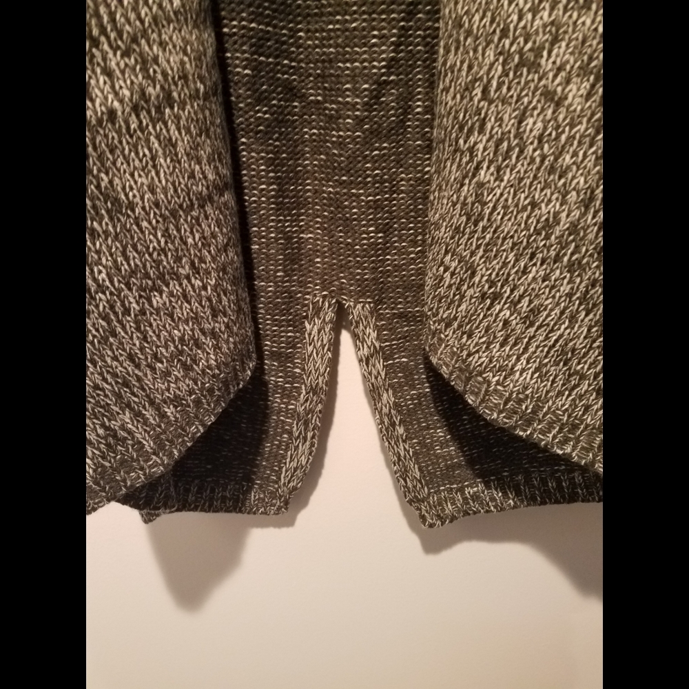 Knitted Shacket/Cardigan - Picture 3 of 6